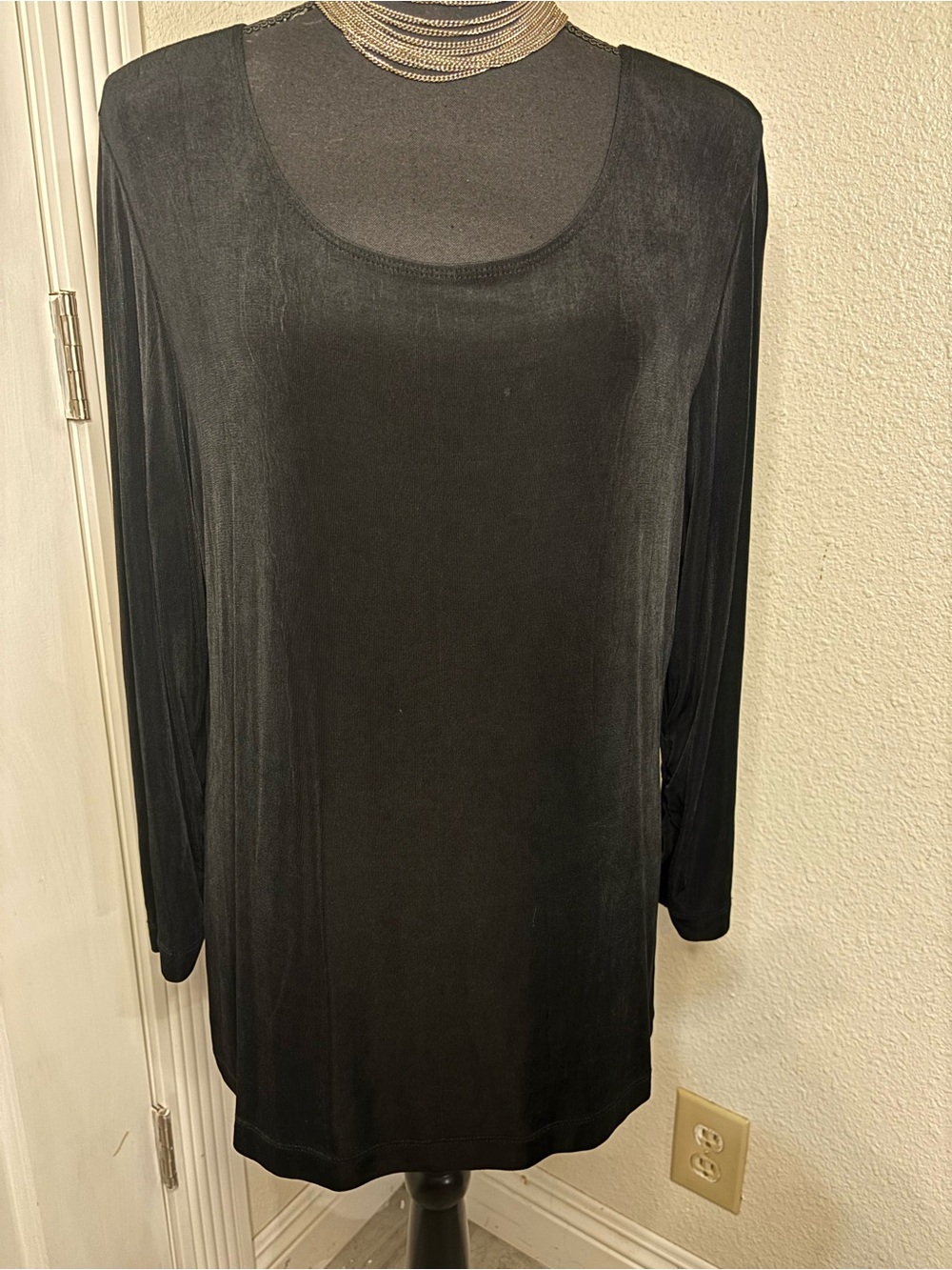 Chico's Black Long-Sleeve Scoop Neck Blouse